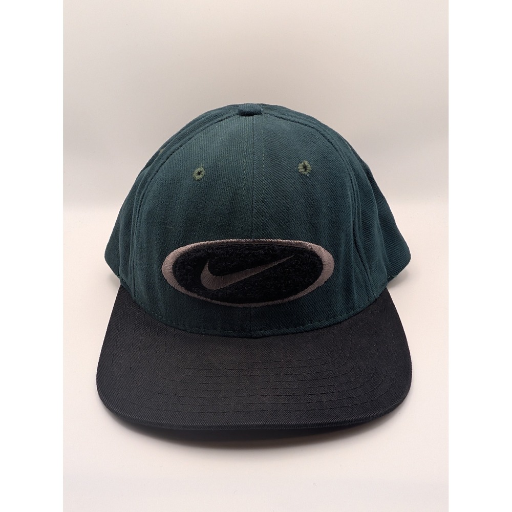 Nike Hat Unisex OSFA Green Black Excellent Vintage Strapback Y2K Swoosh Cap